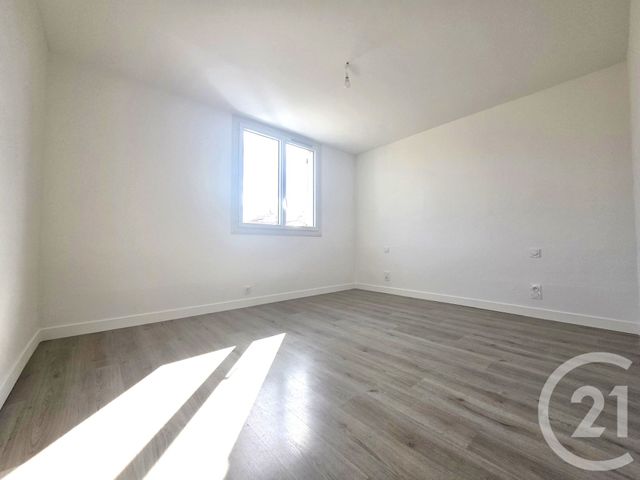 Appartement F3 bis &agrave; vendre - 4 pi&egrave;ces - 63,49 m2 - Miramas - 13 - PROVENCE-ALPES-COTE-D-AZUR