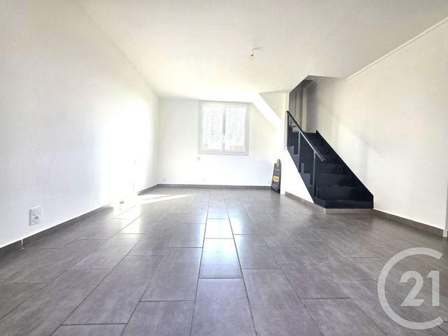 Appartement F3 bis &agrave; vendre - 4 pi&egrave;ces - 63,49 m2 - Miramas - 13 - PROVENCE-ALPES-COTE-D-AZUR