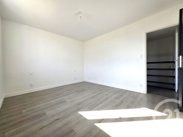 Appartement F3 bis &agrave; vendre - 4 pi&egrave;ces - 63,49 m2 - Miramas - 13 - PROVENCE-ALPES-COTE-D-AZUR