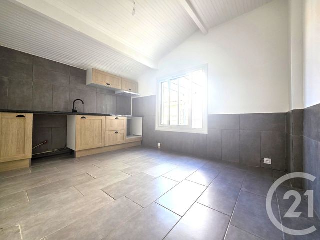 Appartement F3 bis &agrave; vendre - 4 pi&egrave;ces - 63,49 m2 - Miramas - 13 - PROVENCE-ALPES-COTE-D-AZUR