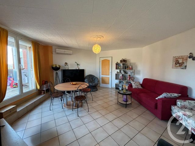 Appartement T3 à vendre - 3 pièces - 63 m2 - Miramas - 13 - PROVENCE-ALPES-COTE-D-AZUR
