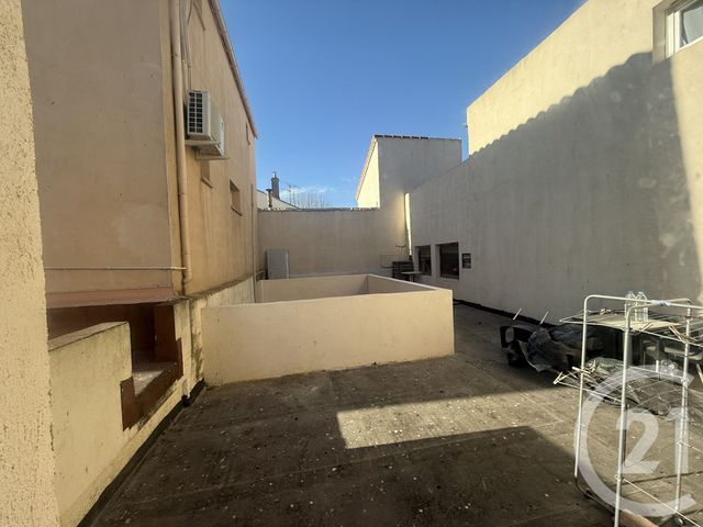Appartement T3 &agrave; louer - 3 pi&egrave;ces - 51,97 m2 - Port St Louis Du Rhone - 13 - PROVENCE-ALPES-COTE-D-AZUR