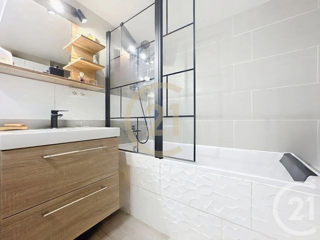 Maison à vendre - 5 pièces - 138,79 m2 - Istres - 13 - PROVENCE-ALPES-COTE-D-AZUR