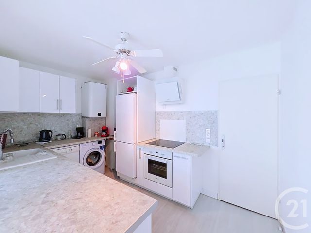 Appartement T4 &agrave; vendre - 4 pi&egrave;ces - 75,54 m2 - Istres - 13 - PROVENCE-ALPES-COTE-D-AZUR