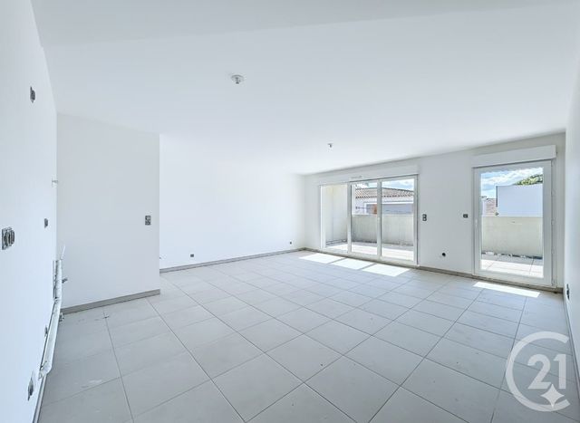 Appartement T3 à vendre - 3 pièces - 71,08 m2 - Istres - 13 - PROVENCE-ALPES-COTE-D-AZUR