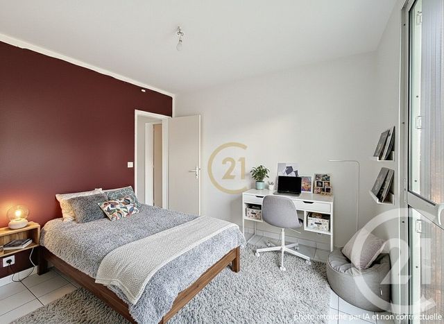 Appartement &agrave; vendre - 4 pi&egrave;ces - 66,40 m2 - Salon De Provence - 13 - PROVENCE-ALPES-COTE-D-AZUR