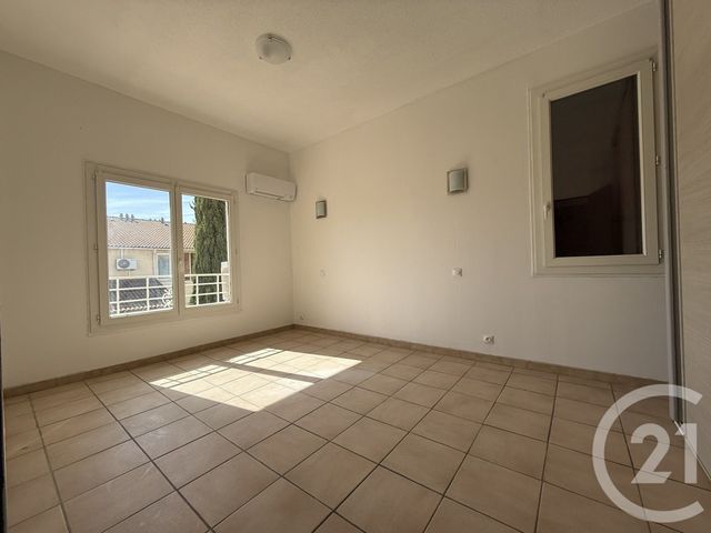 Maison &agrave; louer - 4 pi&egrave;ces - 81,79 m2 - Istres - 13 - PROVENCE-ALPES-COTE-D-AZUR