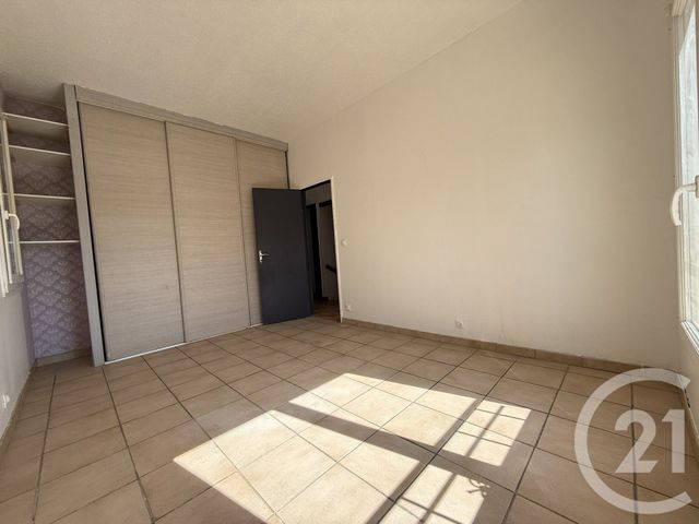 Maison &agrave; louer - 4 pi&egrave;ces - 81,79 m2 - Istres - 13 - PROVENCE-ALPES-COTE-D-AZUR