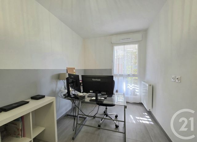 Appartement T4 &agrave; vendre - 4 pi&egrave;ces - 73,53 m2 - 13 - PROVENCE-ALPES-COTE-D-AZUR