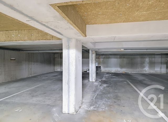 Parking à vendre - 25,70 m2 - Istres - 13 - PROVENCE-ALPES-COTE-D-AZUR