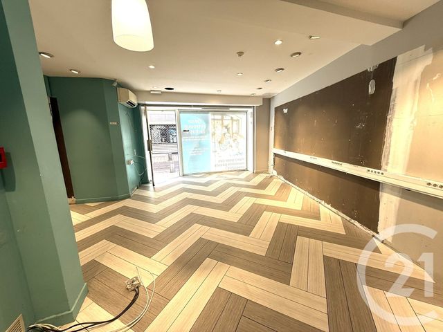 Local commercial à louer - 45.0 m2 - 13 - Bouches-du-Rhone