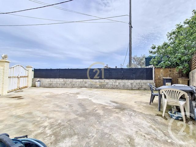 Maison &agrave; vendre - 4 pi&egrave;ces - 85,57 m2 - St Mitre Les Remparts - 13 - PROVENCE-ALPES-COTE-D-AZUR