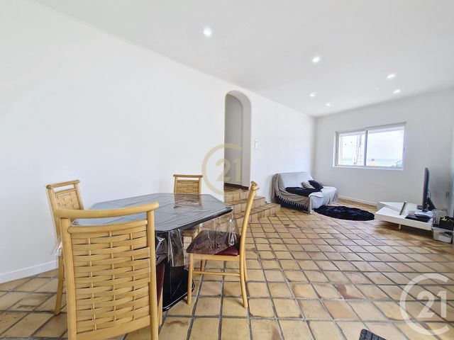 Maison &agrave; vendre - 4 pi&egrave;ces - 85,57 m2 - St Mitre Les Remparts - 13 - PROVENCE-ALPES-COTE-D-AZUR