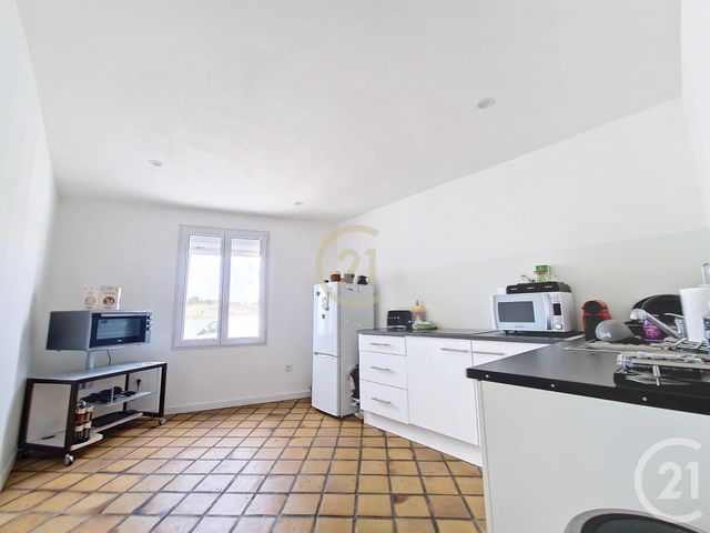 Maison &agrave; vendre - 4 pi&egrave;ces - 85,57 m2 - St Mitre Les Remparts - 13 - PROVENCE-ALPES-COTE-D-AZUR