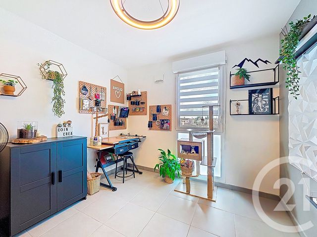 Appartement T4 &agrave; vendre - 4 pi&egrave;ces - 80,59 m2 - Istres - 13 - PROVENCE-ALPES-COTE-D-AZUR