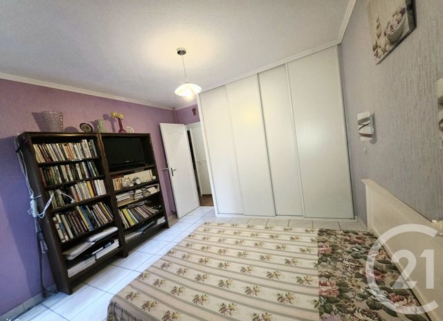 Appartement T4 &agrave; vendre - 4 pi&egrave;ces - 75,76 m2 - Istres - 13 - PROVENCE-ALPES-COTE-D-AZUR