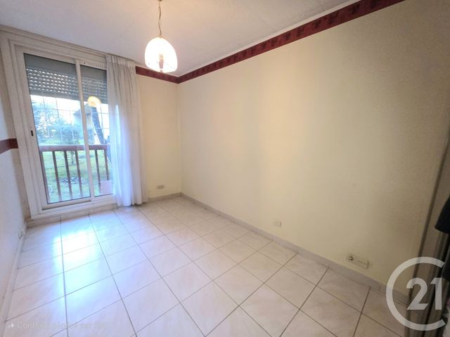 Appartement T4 &agrave; vendre - 4 pi&egrave;ces - 75,76 m2 - Istres - 13 - PROVENCE-ALPES-COTE-D-AZUR