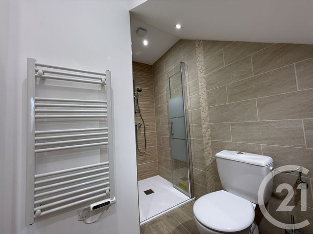 Appartement T2 &agrave; louer - 2 pi&egrave;ces - 26,31 m2 - Istres - 13 - PROVENCE-ALPES-COTE-D-AZUR