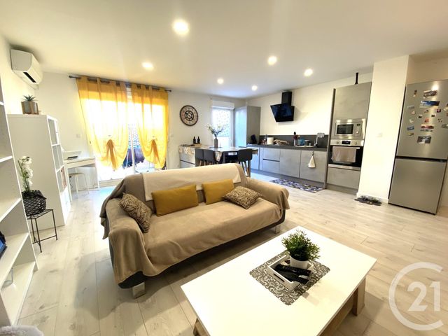 Appartement &agrave; louer - 3 pi&egrave;ces - 65,79 m2 - Fos Sur Mer - 13 - PROVENCE-ALPES-COTE-D-AZUR