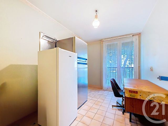 Appartement T4 &agrave; vendre - 4 pi&egrave;ces - 78,05 m2 - Istres - 13 - PROVENCE-ALPES-COTE-D-AZUR