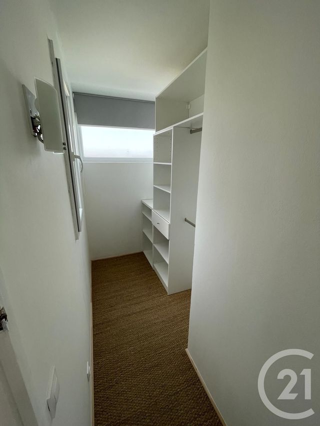 Appartement T2 &agrave; louer - 2 pi&egrave;ces - 38,80 m2 - Istres - 13 - PROVENCE-ALPES-COTE-D-AZUR