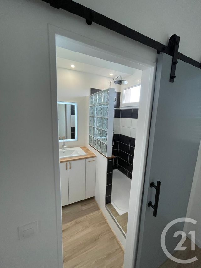 Appartement T2 &agrave; louer - 2 pi&egrave;ces - 38,80 m2 - Istres - 13 - PROVENCE-ALPES-COTE-D-AZUR