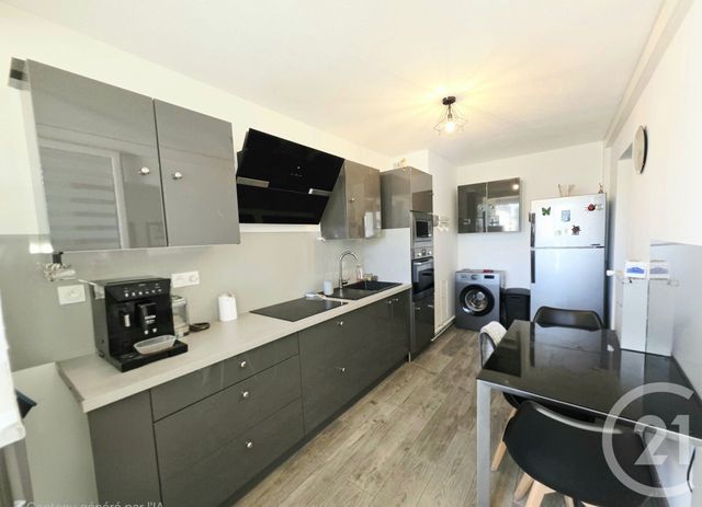 Appartement &agrave; vendre - 4 pi&egrave;ces - 79,17 m2 - Istres - 13 - PROVENCE-ALPES-COTE-D-AZUR