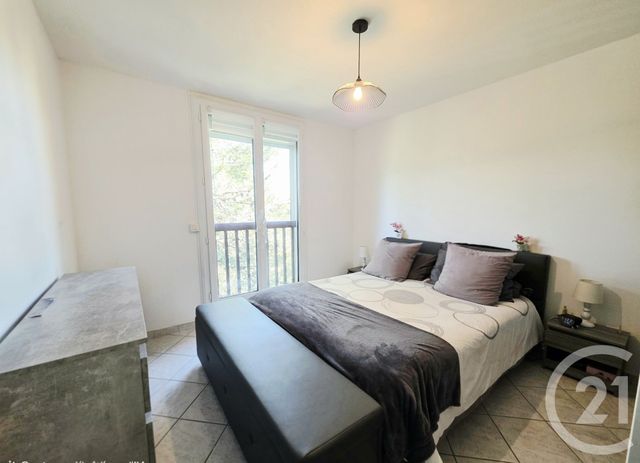Appartement &agrave; vendre - 4 pi&egrave;ces - 79,17 m2 - Istres - 13 - PROVENCE-ALPES-COTE-D-AZUR