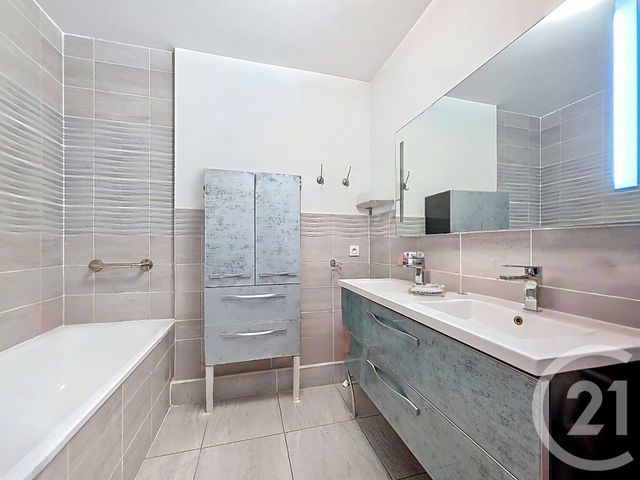 Appartement T4 &agrave; vendre - 4 pi&egrave;ces - 207,05 m2 - Istres - 13 - PROVENCE-ALPES-COTE-D-AZUR