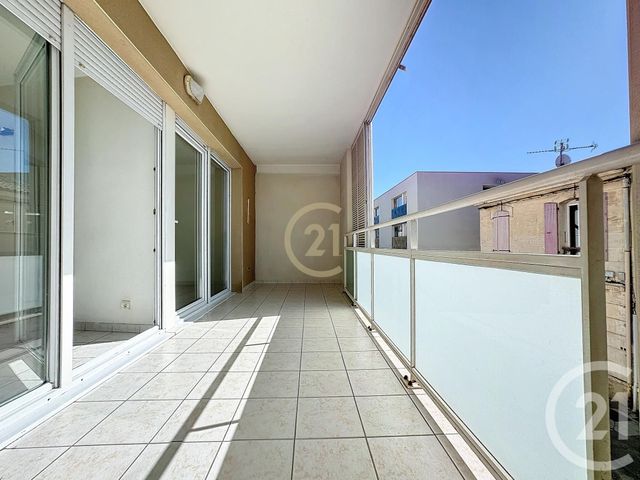 Appartement T2 &agrave; louer - 2 pi&egrave;ces - 46,41 m2 - Istres - 13 - PROVENCE-ALPES-COTE-D-AZUR