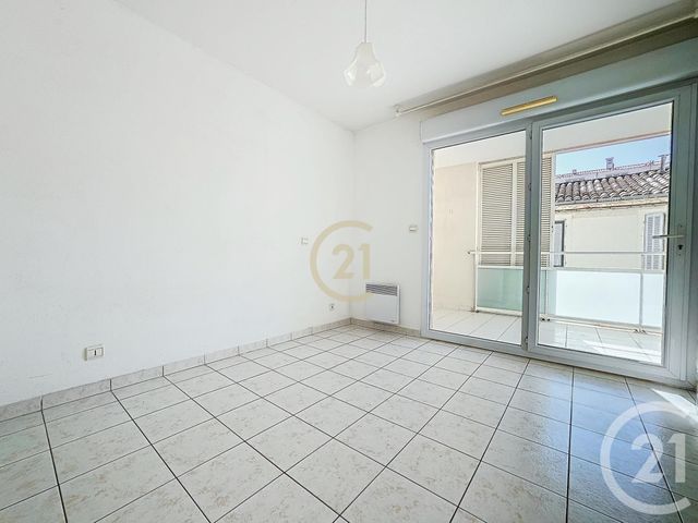 Appartement T2 &agrave; louer - 2 pi&egrave;ces - 46,41 m2 - Istres - 13 - PROVENCE-ALPES-COTE-D-AZUR