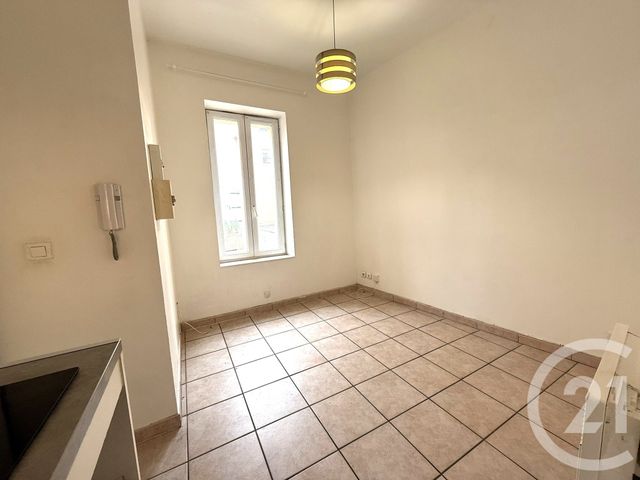 Appartement T2 &agrave; louer - 2 pi&egrave;ces - 28,72 m2 - Istres - 13 - PROVENCE-ALPES-COTE-D-AZUR