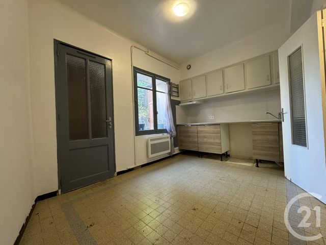 Appartement T2 &agrave; louer - 2 pi&egrave;ces - 29,80 m2 - Istres - 13 - PROVENCE-ALPES-COTE-D-AZUR