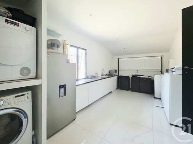 Maison &agrave; vendre - 3 pi&egrave;ces - 141 m2 - St Mitre Les Remparts - 13 - PROVENCE-ALPES-COTE-D-AZUR