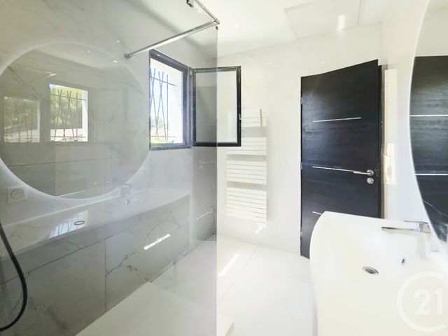 Maison &agrave; vendre - 3 pi&egrave;ces - 141 m2 - St Mitre Les Remparts - 13 - PROVENCE-ALPES-COTE-D-AZUR