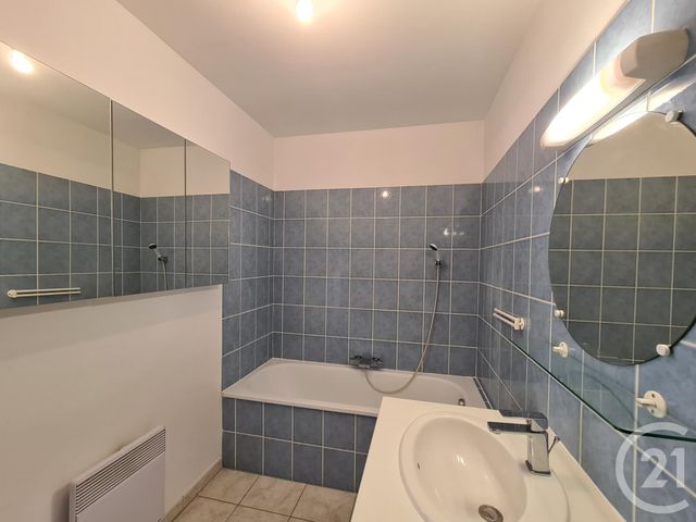 Appartement T2 &agrave; louer - 2 pi&egrave;ces - 45,97 m2 - Istres - 13 - PROVENCE-ALPES-COTE-D-AZUR