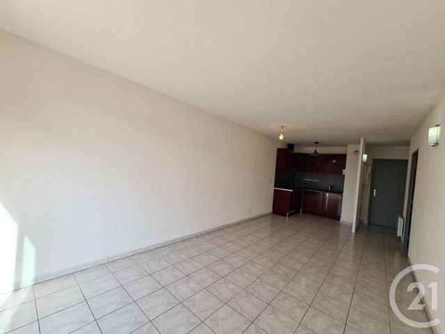 Appartement T2 &agrave; louer - 2 pi&egrave;ces - 45,97 m2 - Istres - 13 - PROVENCE-ALPES-COTE-D-AZUR