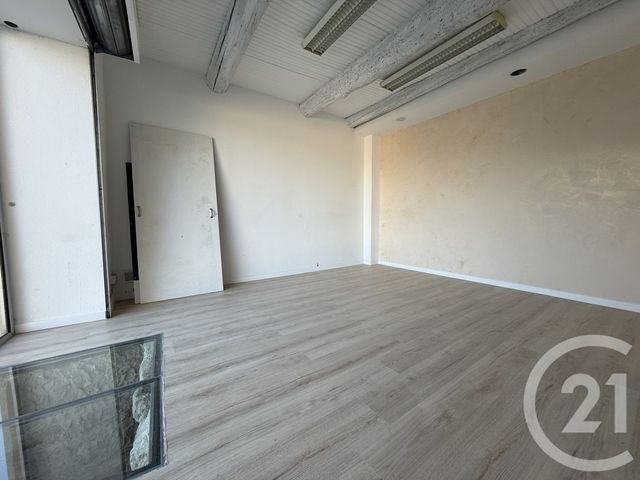 Local commercial à louer - 30.0 m2 - 13 - Bouches-du-Rhone