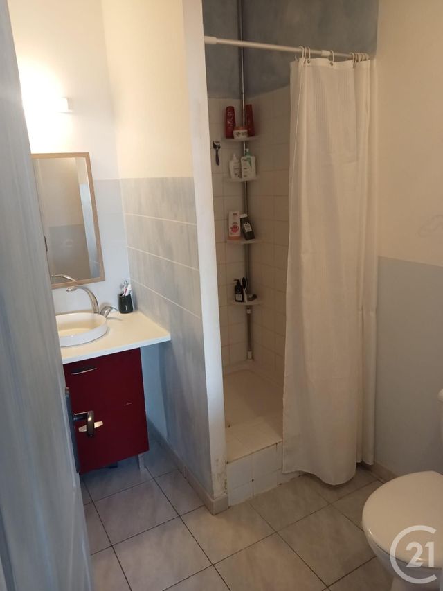 Appartement Studio &agrave; louer - 1 pi&egrave;ce - 37 m2 - Grans - 13 - PROVENCE-ALPES-COTE-D-AZUR