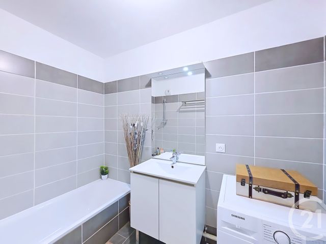 Appartement T3 &agrave; vendre - 3 pi&egrave;ces - 62,14 m2 - Istres - 13 - PROVENCE-ALPES-COTE-D-AZUR