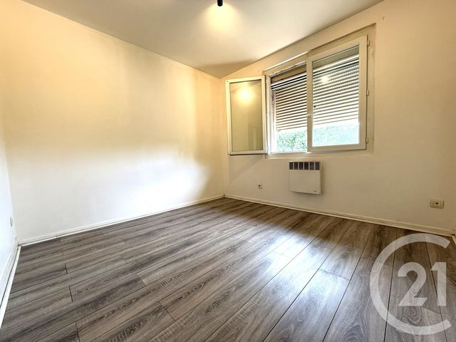Appartement T3 &agrave; louer - 3 pi&egrave;ces - 49 m2 - Fos Sur Mer - 13 - PROVENCE-ALPES-COTE-D-AZUR