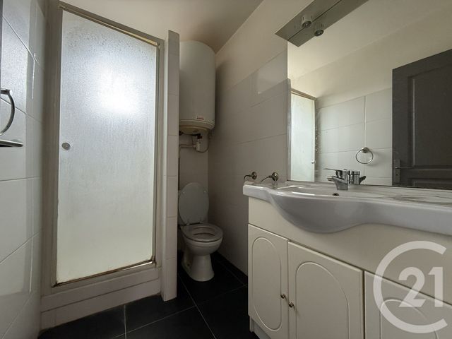 Appartement T3 &agrave; louer - 3 pi&egrave;ces - 49 m2 - Fos Sur Mer - 13 - PROVENCE-ALPES-COTE-D-AZUR