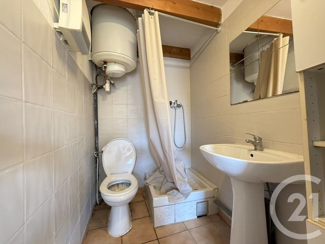 Appartement T1 &agrave; louer - 1 pi&egrave;ce - 27,38 m2 - Istres - 13 - PROVENCE-ALPES-COTE-D-AZUR