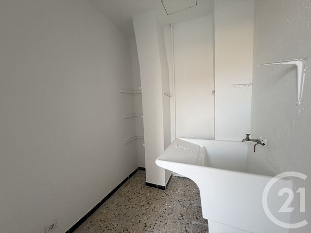 Appartement &agrave; louer - 4 pi&egrave;ces - 83,24 m2 - Istres - 13 - PROVENCE-ALPES-COTE-D-AZUR
