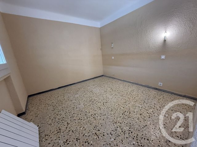 Appartement &agrave; louer - 4 pi&egrave;ces - 83,24 m2 - Istres - 13 - PROVENCE-ALPES-COTE-D-AZUR