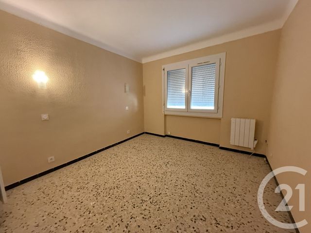Appartement &agrave; louer - 4 pi&egrave;ces - 83,24 m2 - Istres - 13 - PROVENCE-ALPES-COTE-D-AZUR