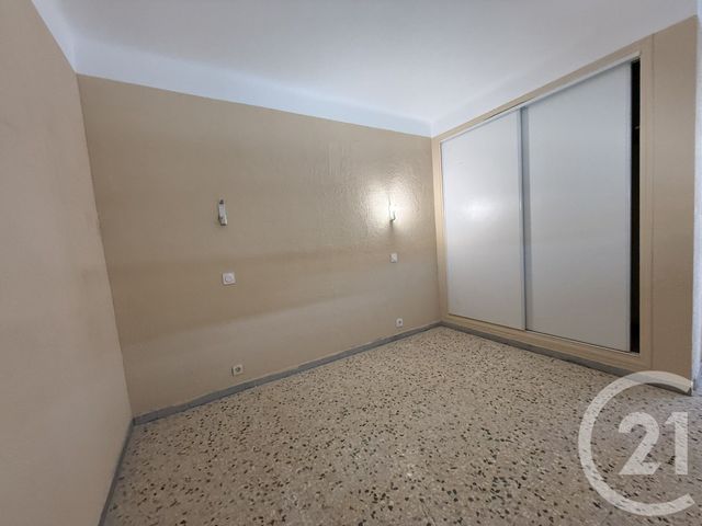 Appartement &agrave; louer - 4 pi&egrave;ces - 83,24 m2 - Istres - 13 - PROVENCE-ALPES-COTE-D-AZUR
