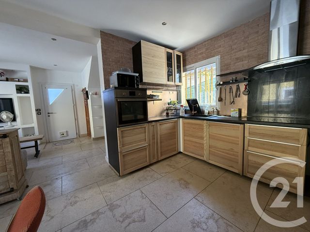 Maison &agrave; louer - 3 pi&egrave;ces - 72 m2 - Fos Sur Mer - 13 - PROVENCE-ALPES-COTE-D-AZUR