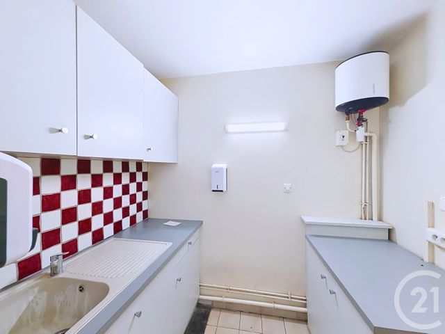 Local commercial à vendre - 250.68 m2 - 13 - Bouches-du-Rhone