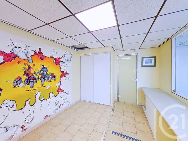Local commercial à vendre - 250.68 m2 - 13 - Bouches-du-Rhone